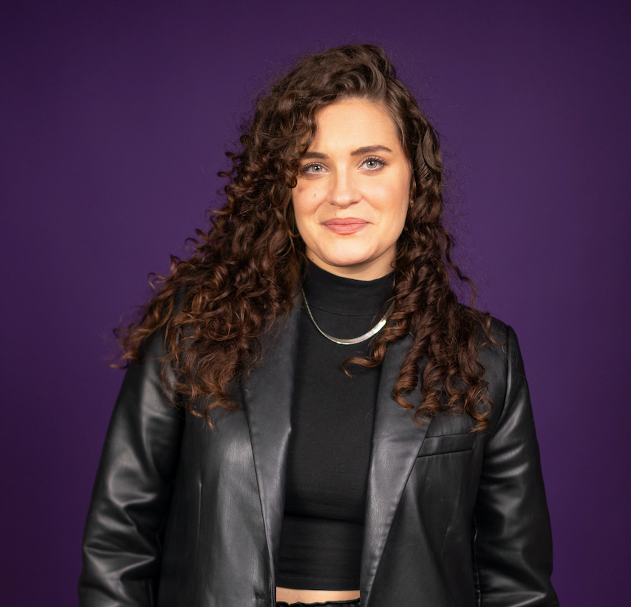 Bild von Angela Alexa, Redakteurin und Video-Host