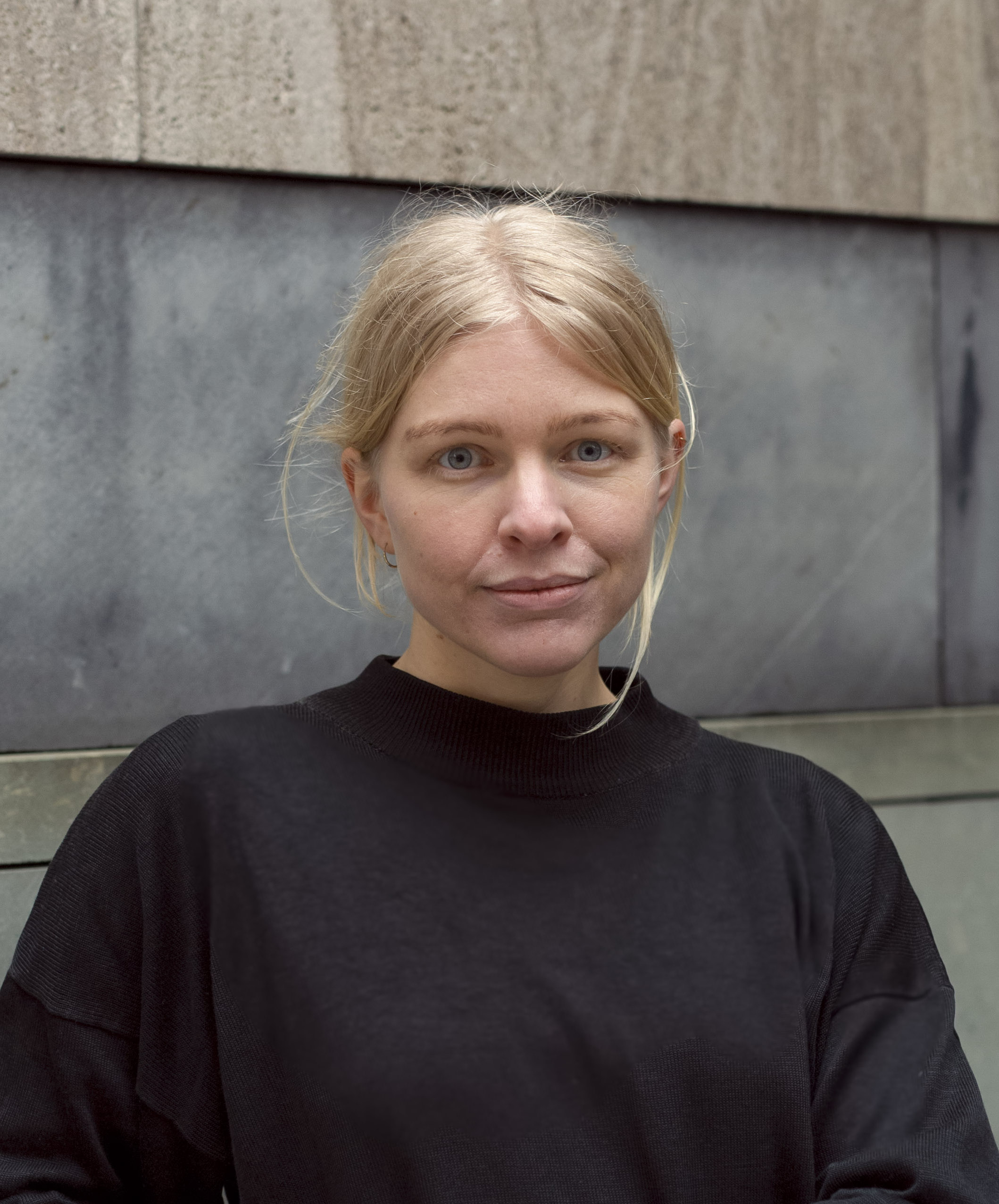 Bild von Lena von Holt, freie Journalistin und Podcast-Host